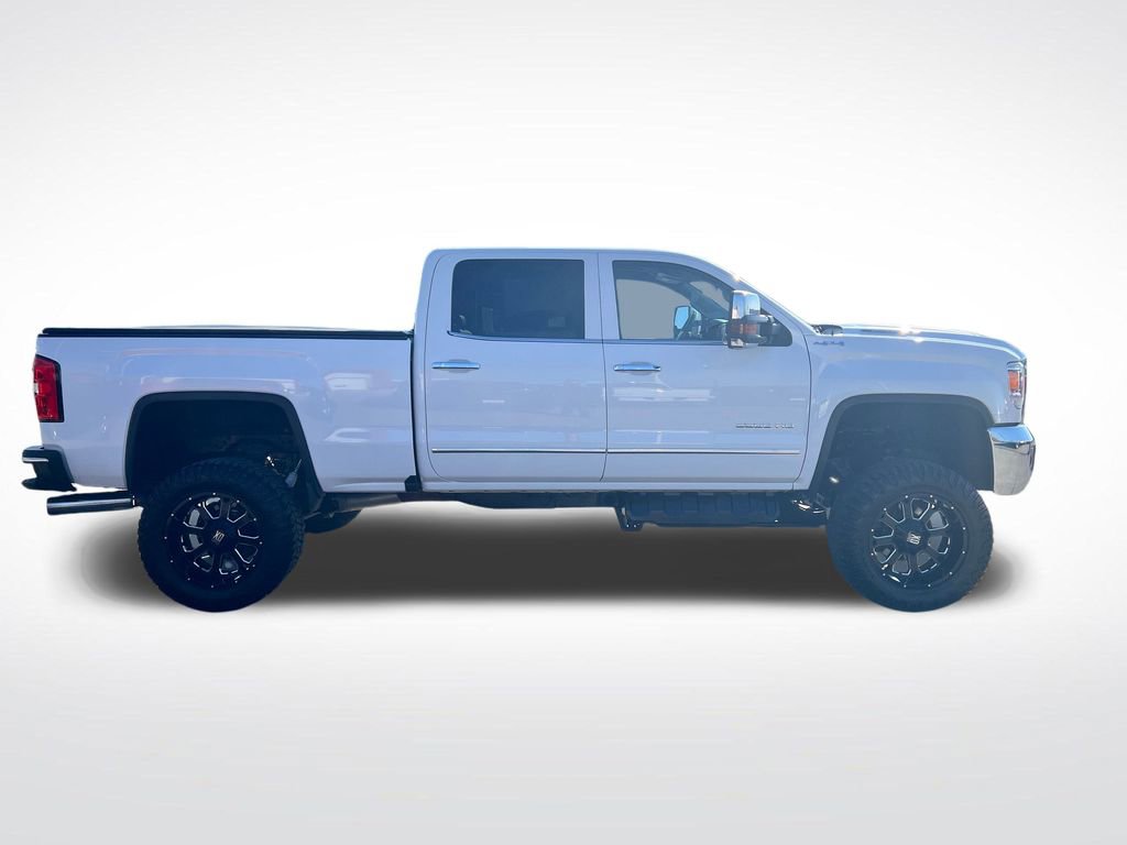 Used 2019 GMC Sierra 2500 SLT w/ Duramax Plus Package image 9