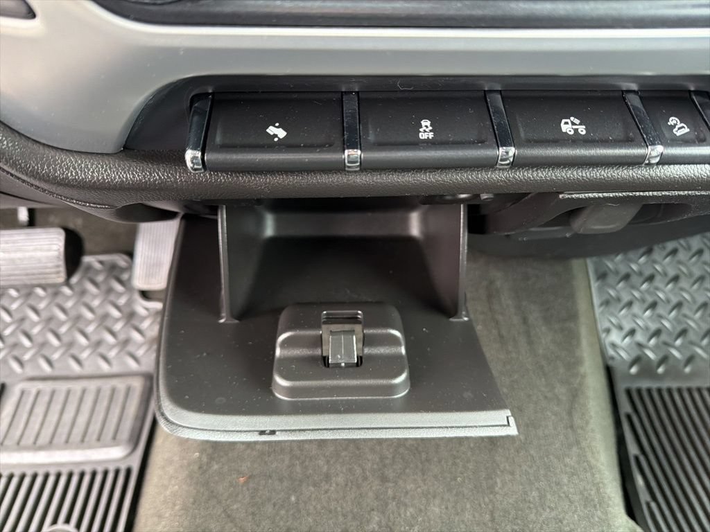 Used 2014 GMC Sierra 1500 SLT AWD/4WD image 43