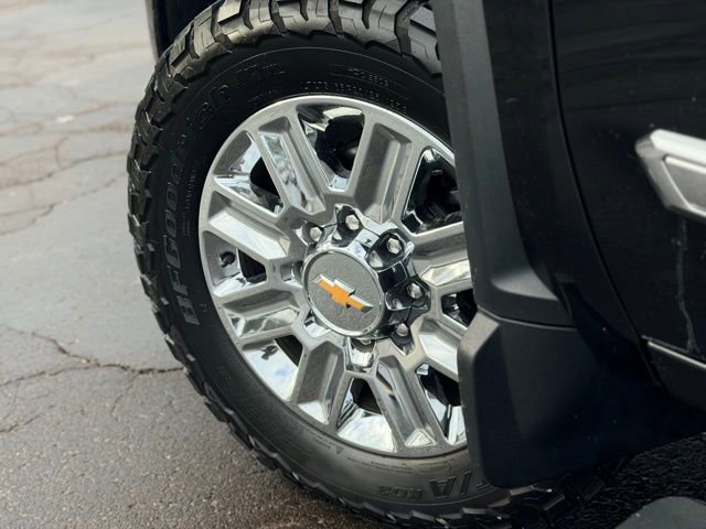 Certified 2024 Chevrolet Silverado 2500 High Country w/ Technology Package image 27