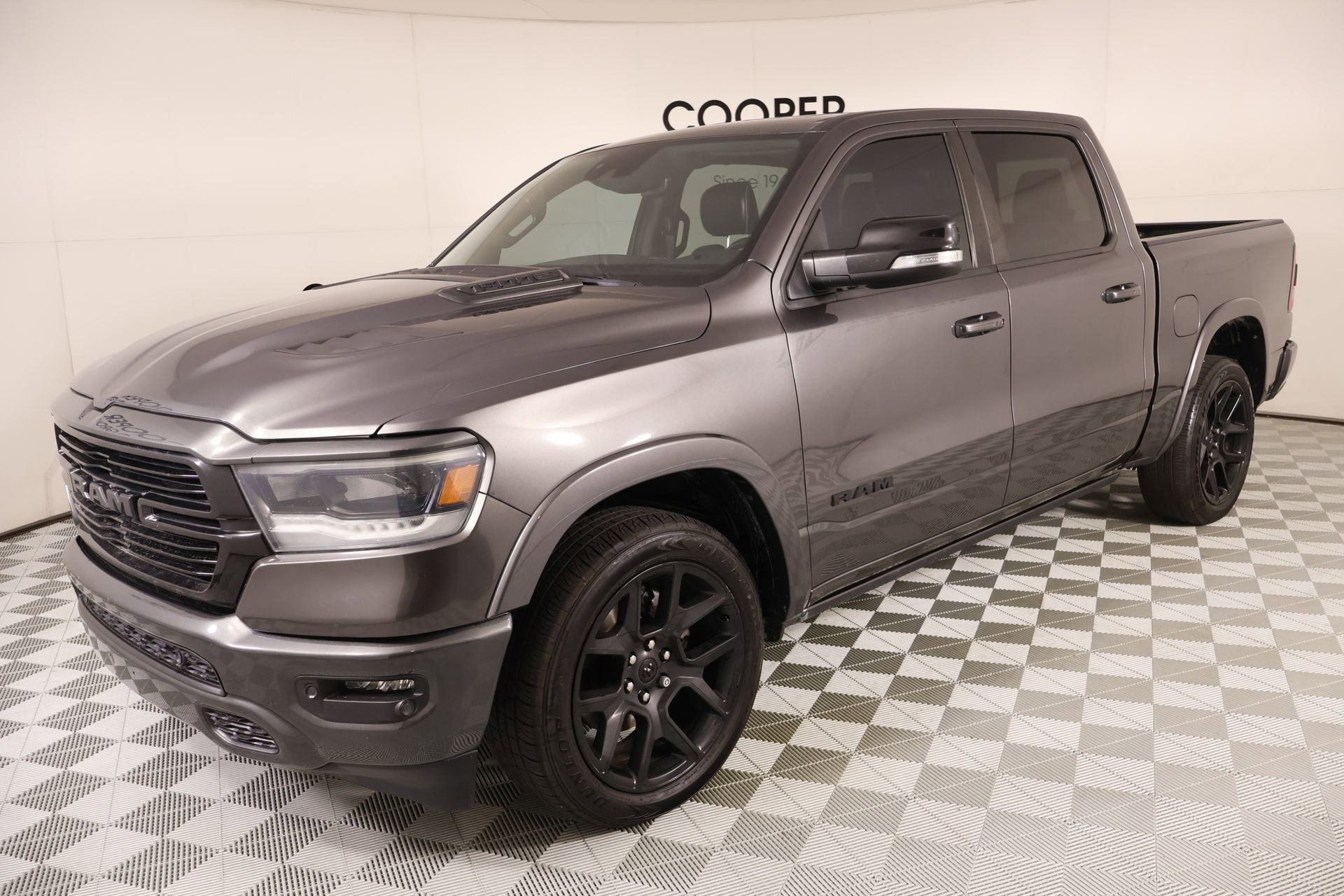 Used 2021 RAM 1500 Laramie AWD/4WD image 11