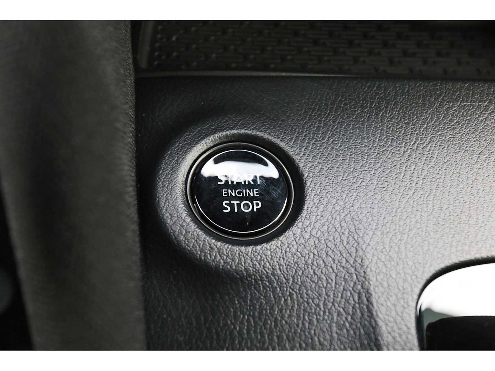 Used 2025 Nissan Z Sport w/ Floor Mat Package image 19