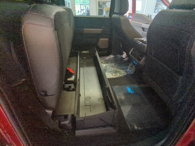 New 2025 Ford F150 XLT w/ Equipment Group 303A High image 31