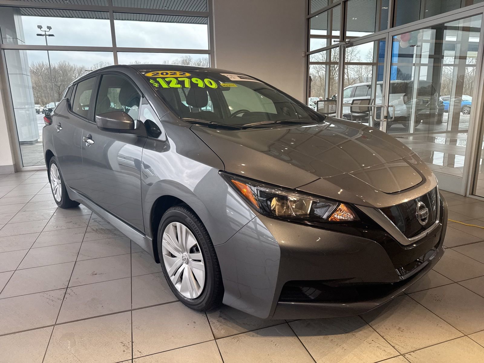 Used 2022 Nissan Leaf S image 3