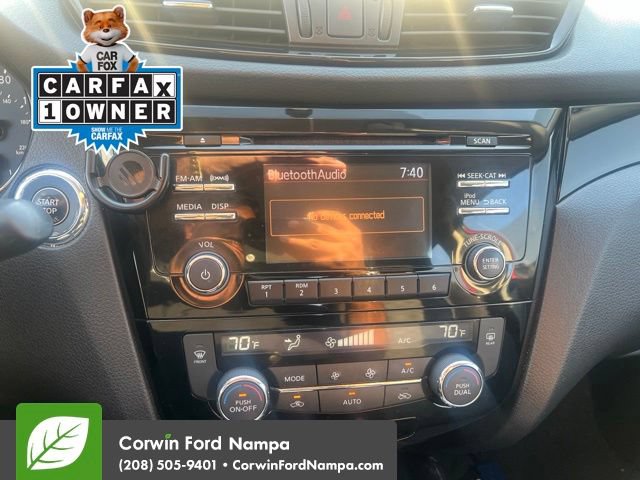 Used 2017 Nissan Rogue Sport SV w/ SV All-Weather Package AWD/4WD image 11
