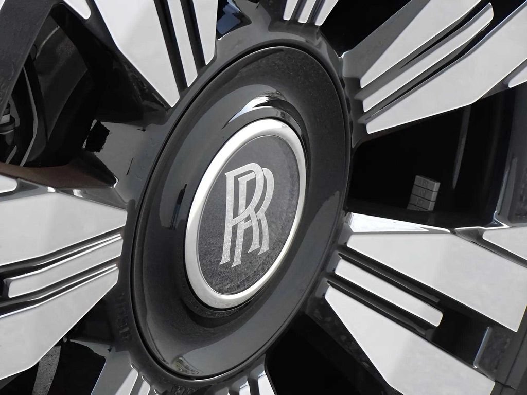 Certified 2024 Rolls-Royce Spectre w/ Spectre Launch Package AWD/4WD image 17
