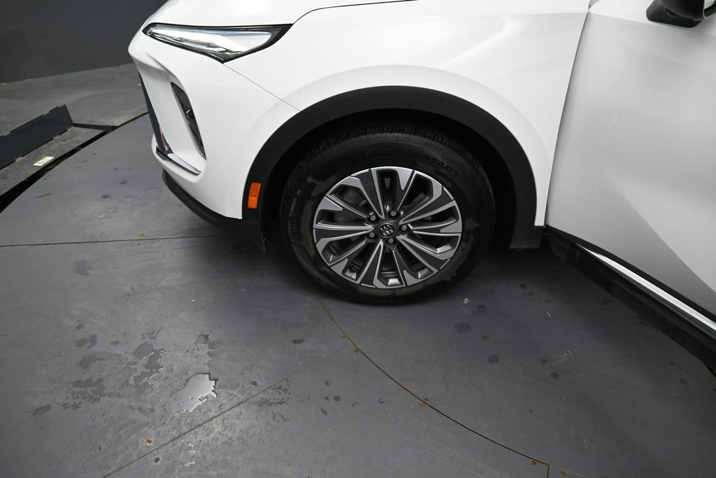 Used 2024 Buick Envision Preferred AWD/4WD image 15