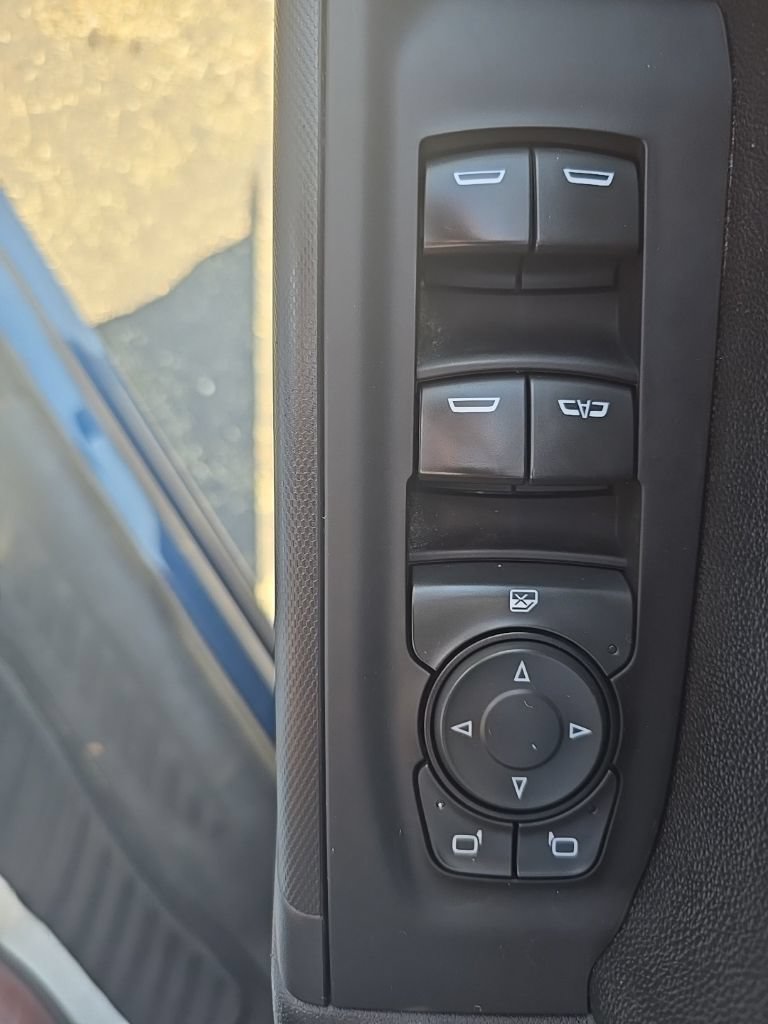 Certified 2022 Chevrolet Silverado 1500 Custom AWD/4WD image 13