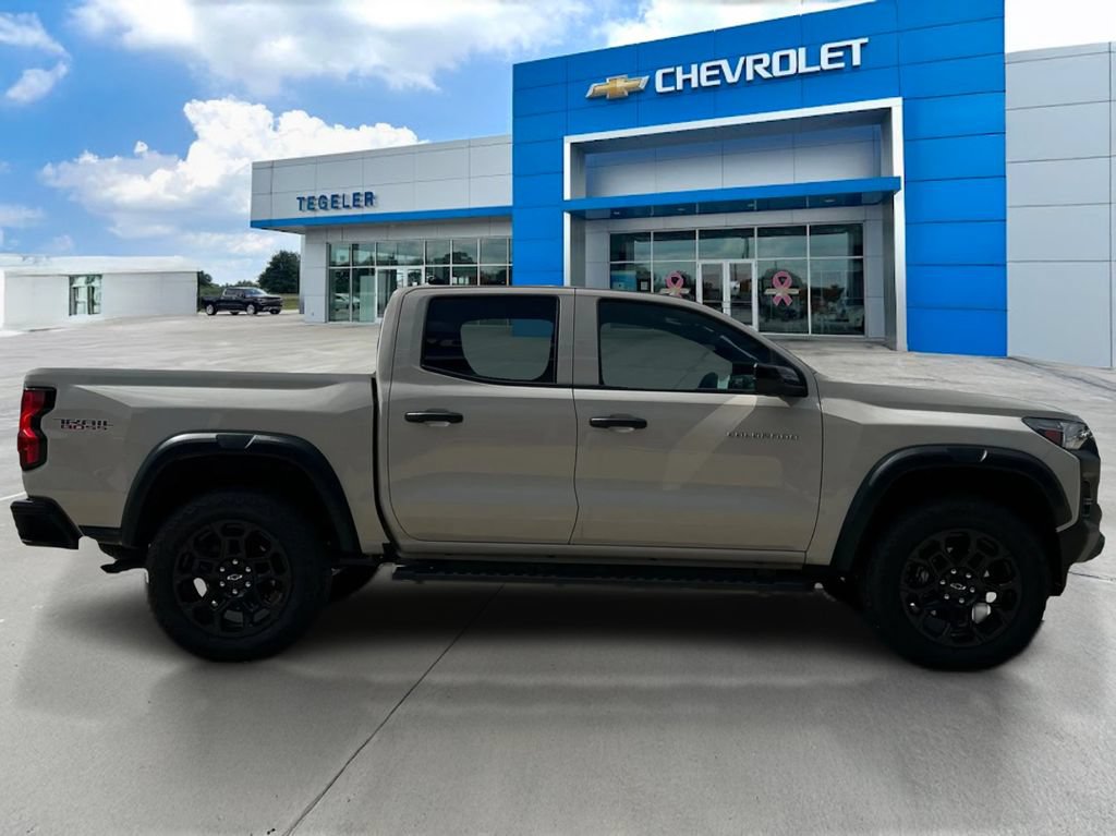 Used 2026 Chevrolet Colorado Trail Boss AWD/4WD image 4