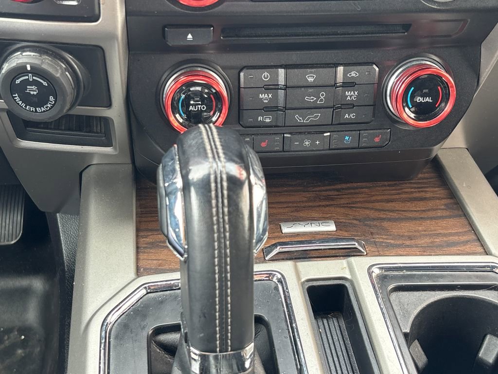 Used 2018 Ford F150 Lariat w/ Equipment Group 502A Luxury image 14