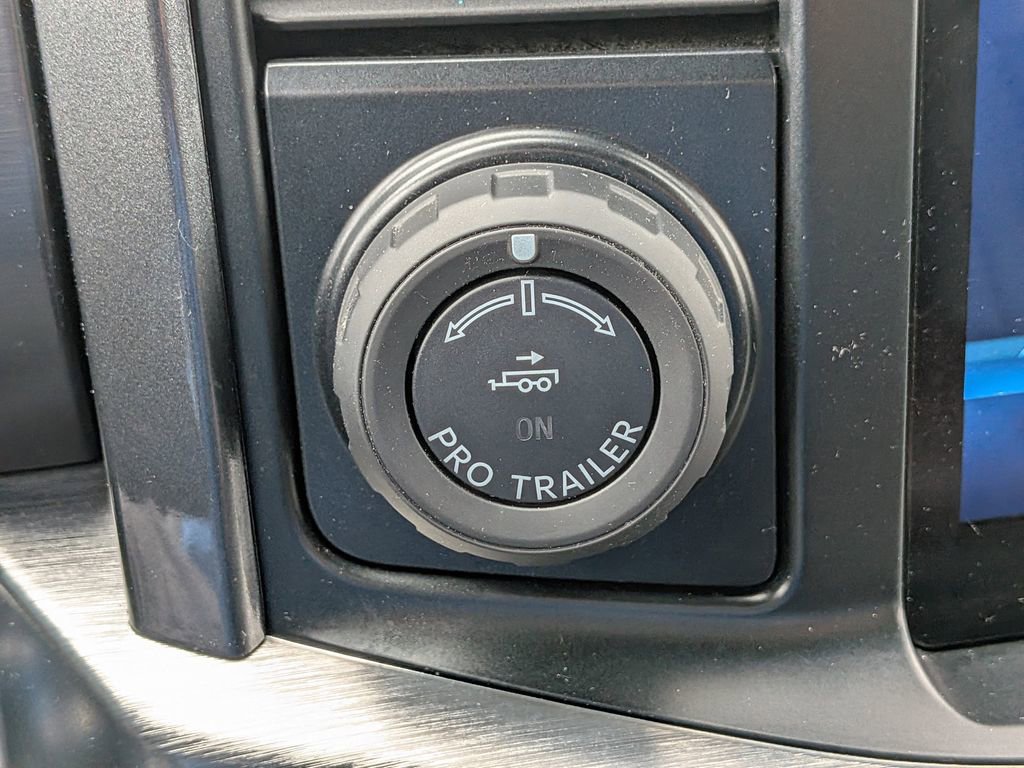 Used 2023 Ford F150 Lariat w/ Equipment Group 502A High image 33