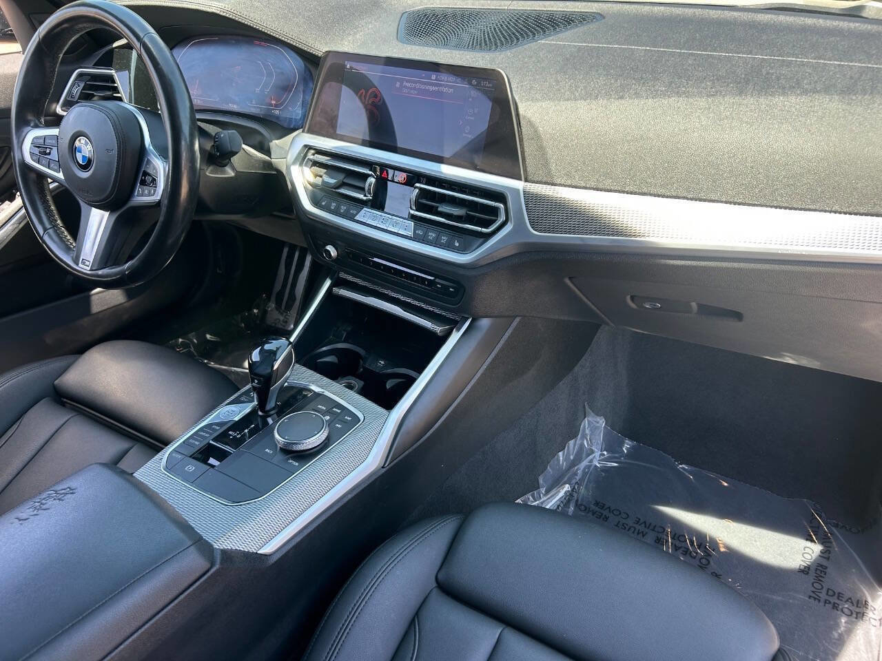 Used 2019 BMW 330i Sedan w/ M Sport Package RWD image 13