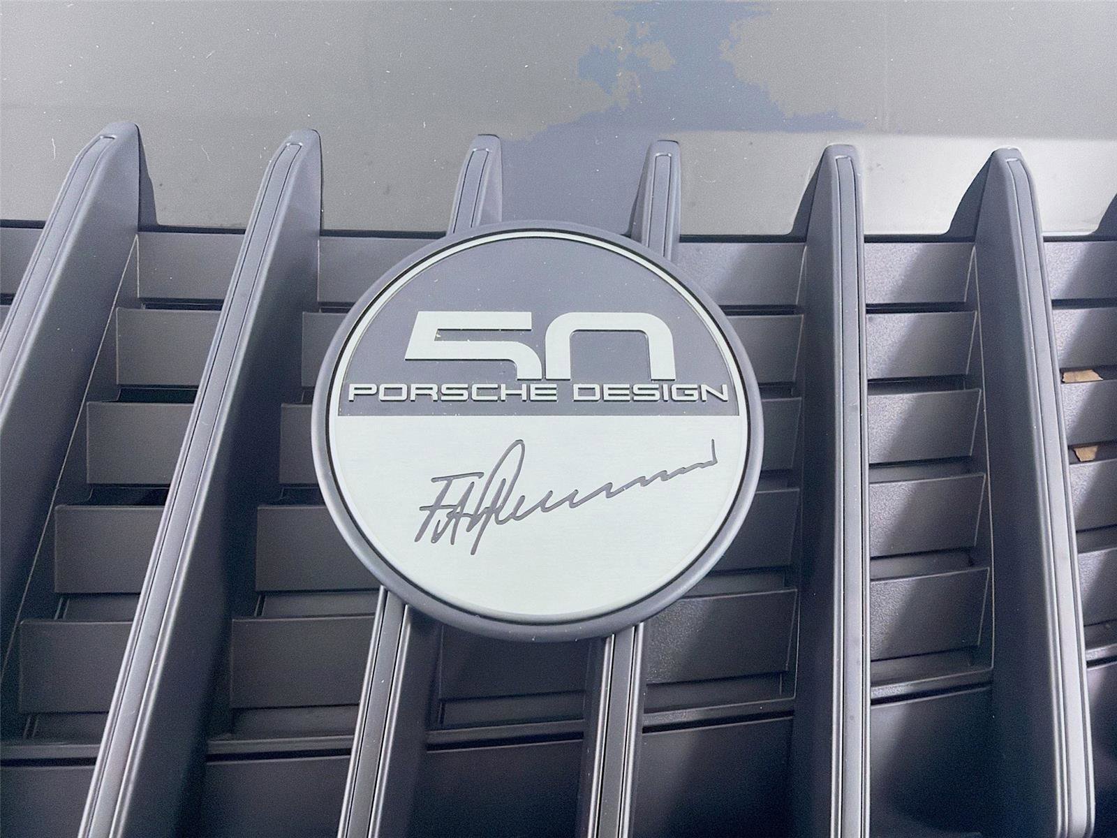 Certified 2023 Porsche 911 50th Anniversary Edition AWD/4WD image 27
