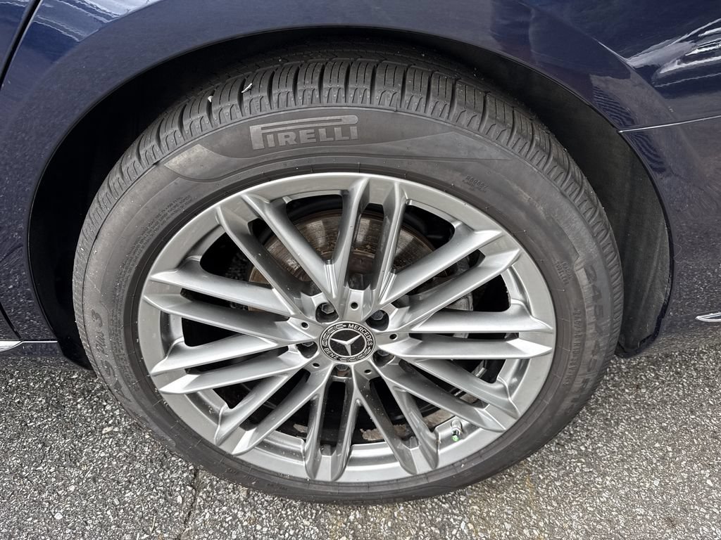 Used 2017 Mercedes-Benz E 300 image 19