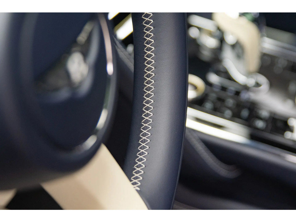 Certified 2024 Bentley Flying Spur S V8 AWD/4WD image 17