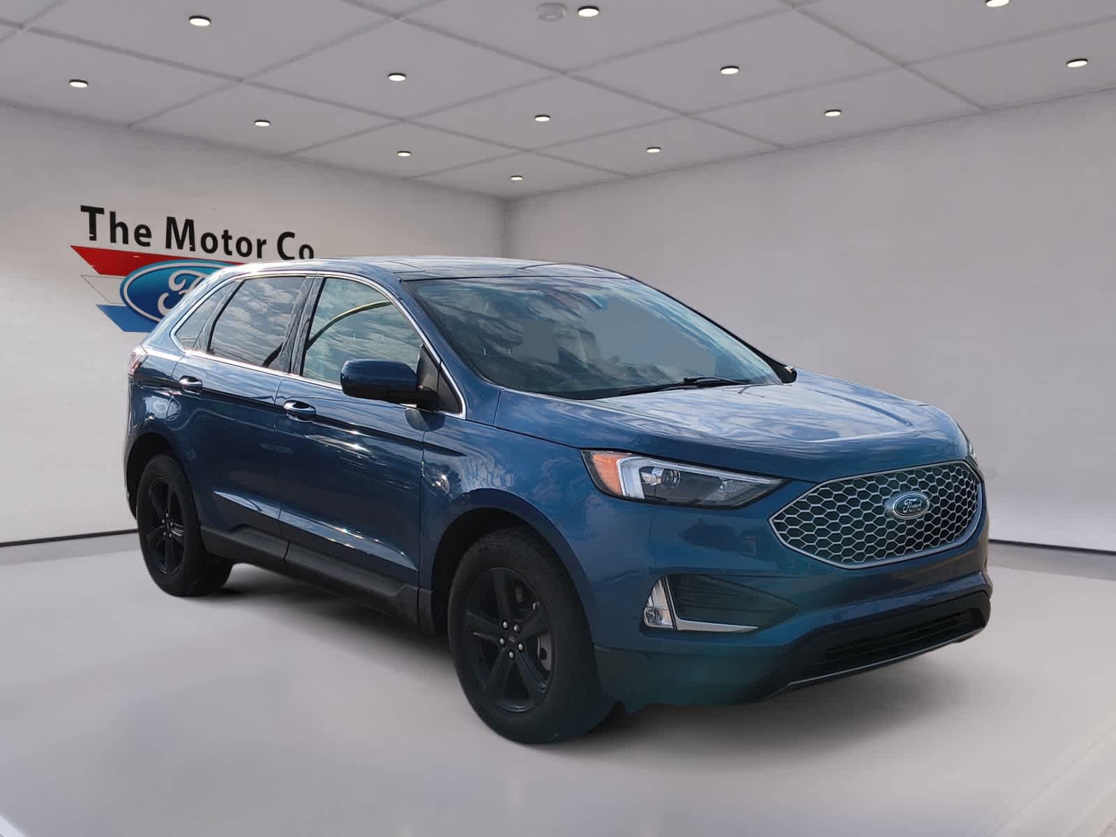 Certified 2024 Ford Edge SEL w/ Convenience Package image 3
