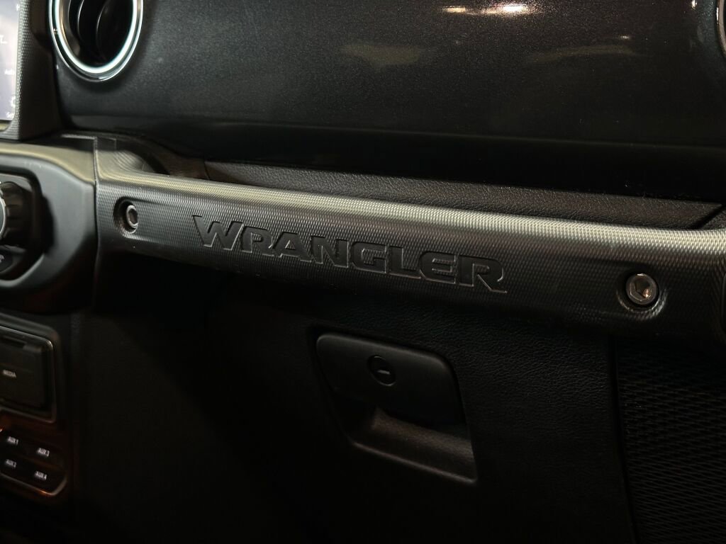 Used 2023 Jeep Wrangler Unlimited Rubicon 392 w/ Trailer Tow Package image 31