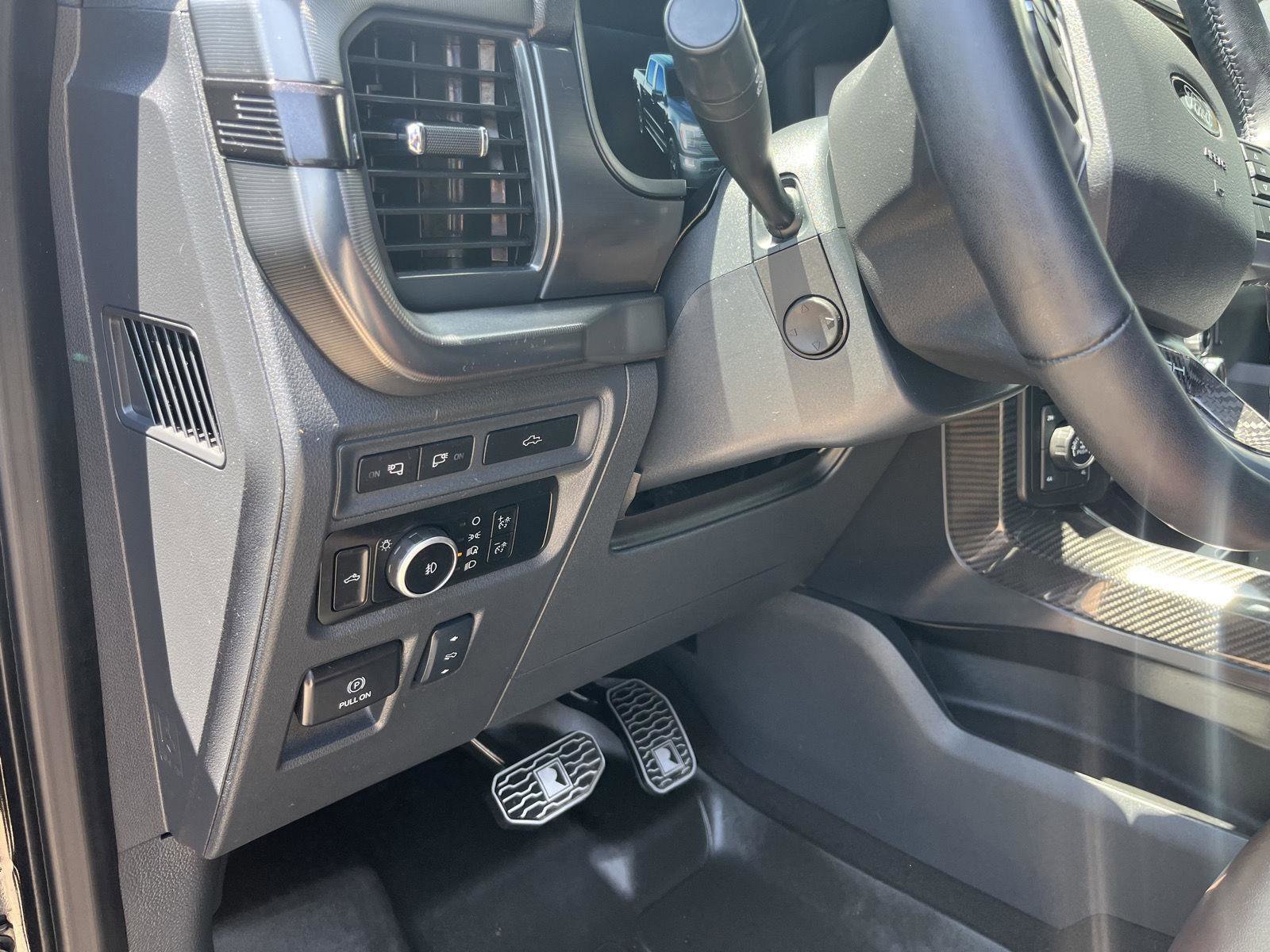Used 2024 Ford F150 Lariat w/ Bed Utility Package AWD/4WD image 18