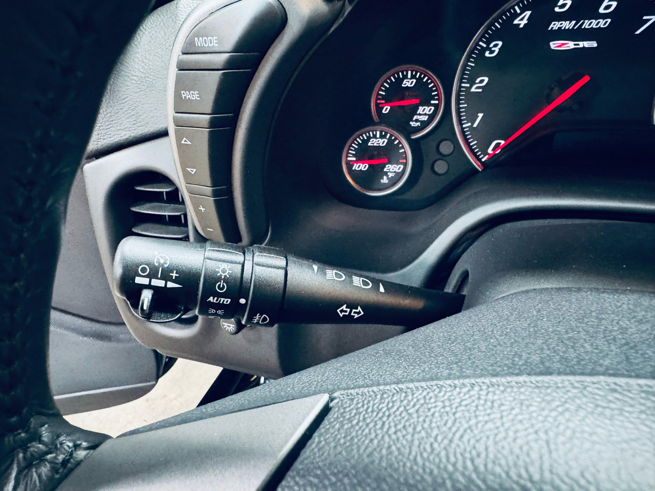 Used 2006 Chevrolet Corvette Z06 w/ Preferred Equipment Group image 34