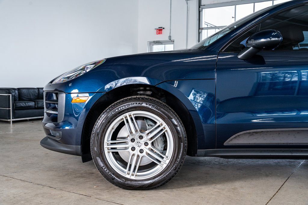 Used 2021 Porsche Macan S image 9