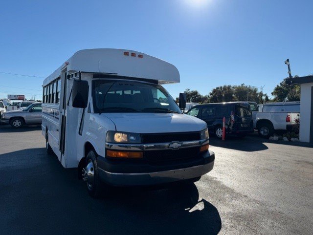 Used 2008 Chevrolet Express 3500 w/ School Bus Package image 3