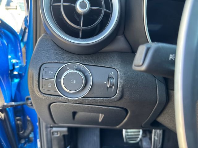 Used 2024 Alfa Romeo Giulia Veloce image 22
