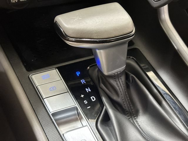 Used 2023 Hyundai Elantra SEL w/ Convenience Package FWD image 16