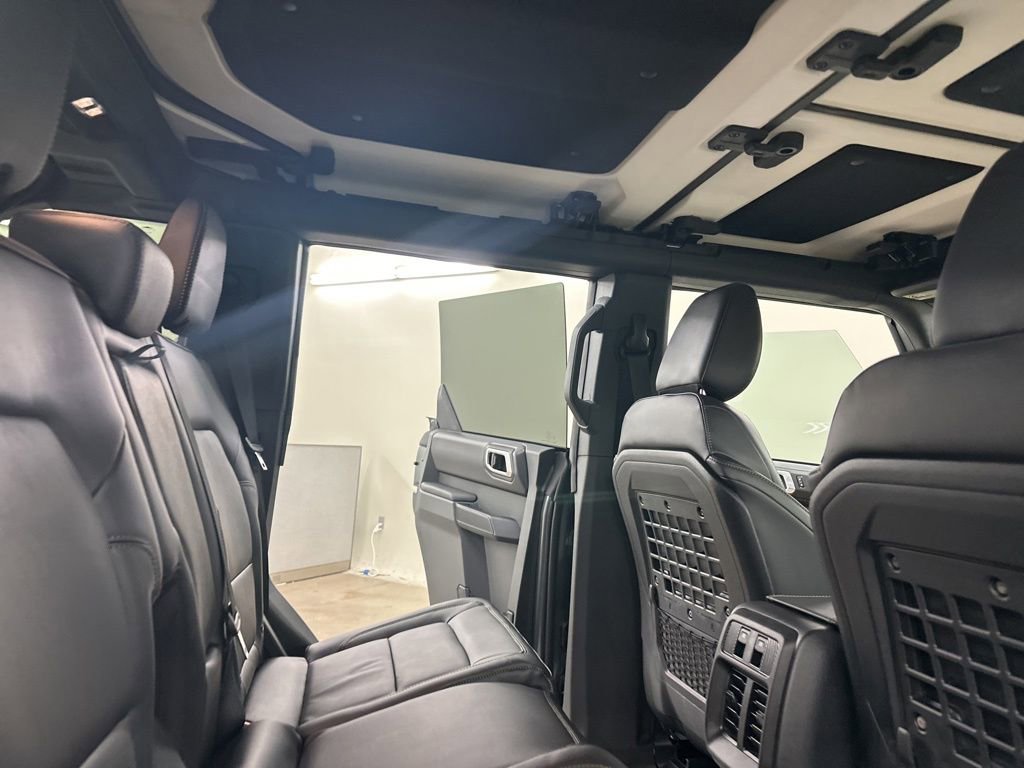 New 2025 Ford Bronco Badlands w/ Sasquatch Package AWD/4WD image 21