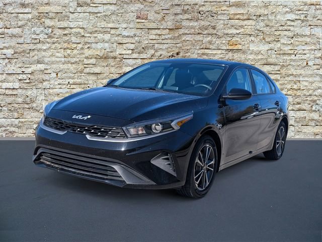 Used 2023 Kia Forte LXS image 5
