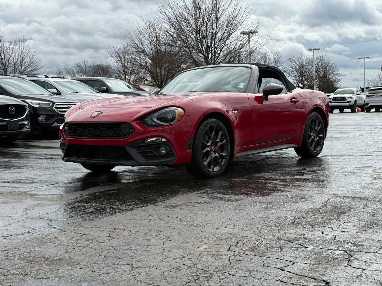 Used 2018 FIAT 124 Spider Abarth w/ Visibility Group image 2