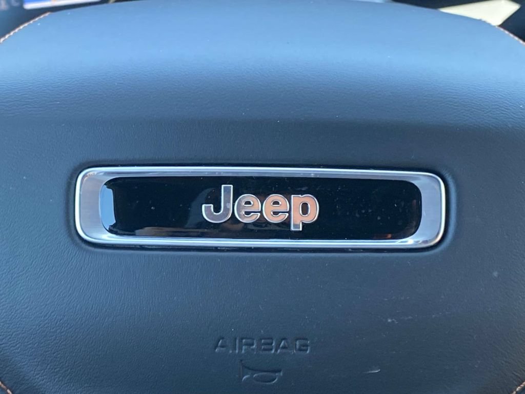 New 2026 Jeep Grand Cherokee Summit w/ Obsidian Package AWD/4WD image 57