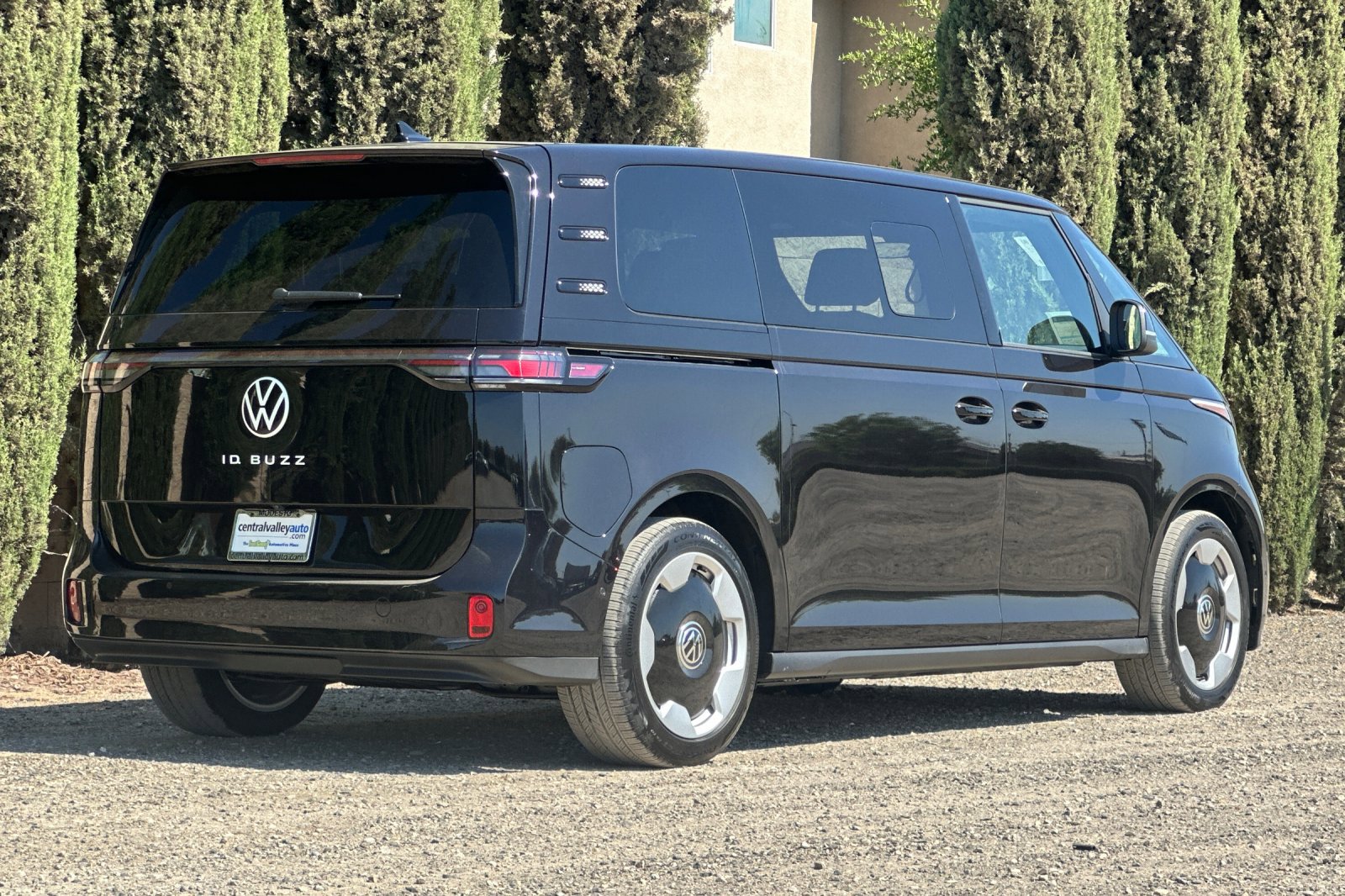 New 2025 Volkswagen ID. Buzz Pro S image 4