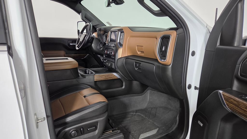 Used 2020 Chevrolet Silverado 2500 High Country w/ Z71 Off-Road Package AWD/4WD image 33