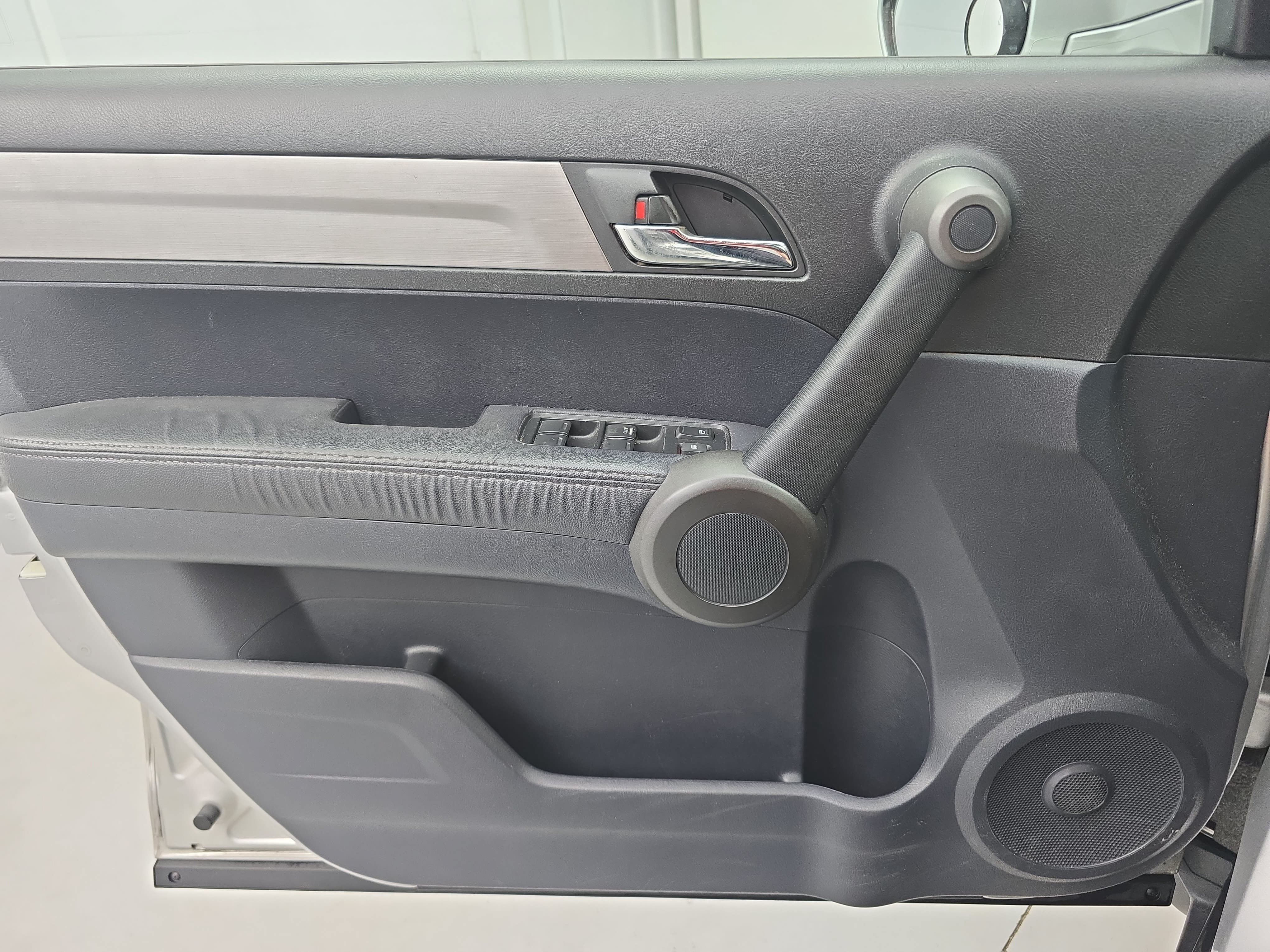Used 2010 Honda CR-V EX-L image 24
