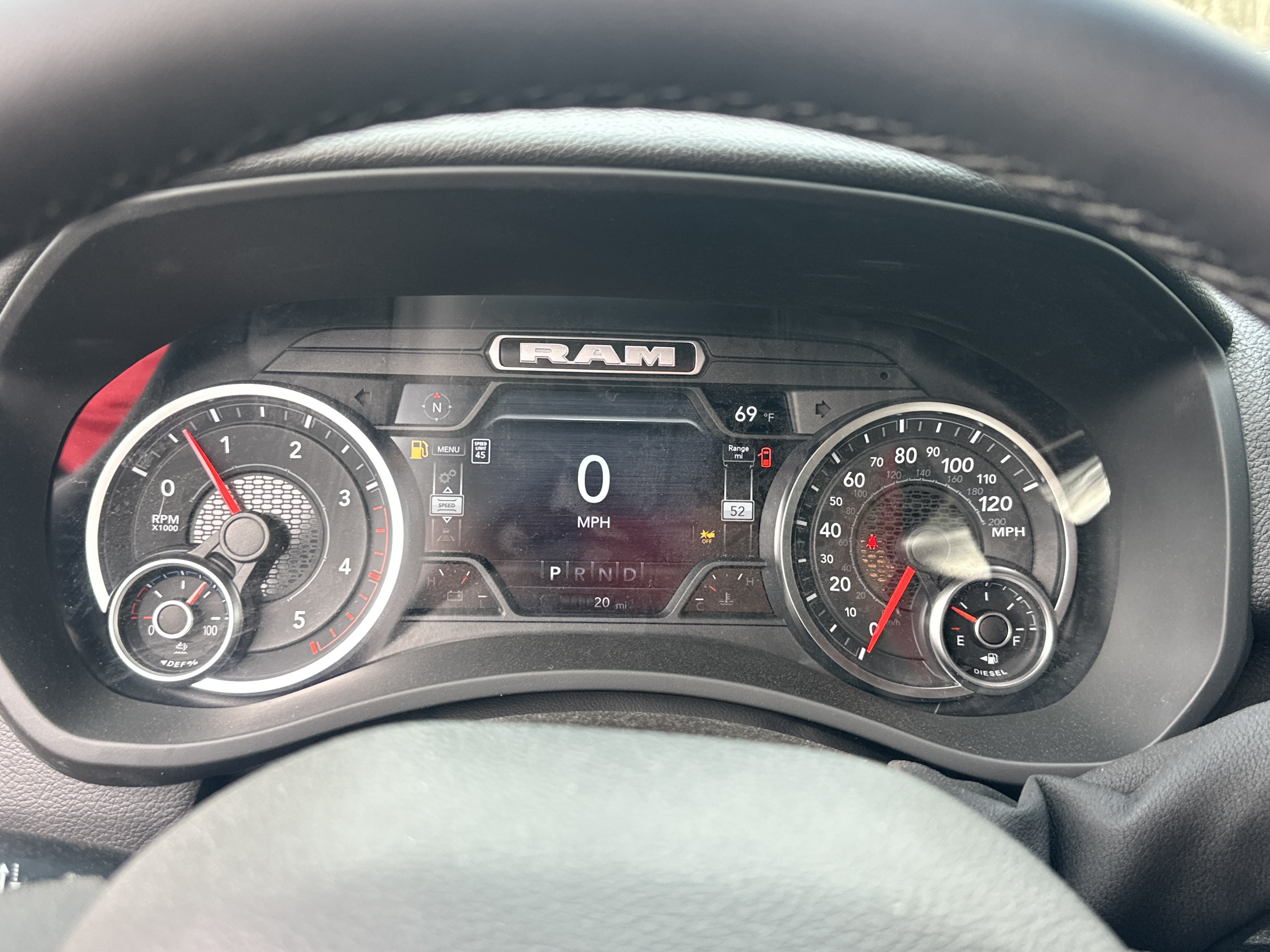 New 2026 RAM 2500 Big Horn AWD/4WD image 9