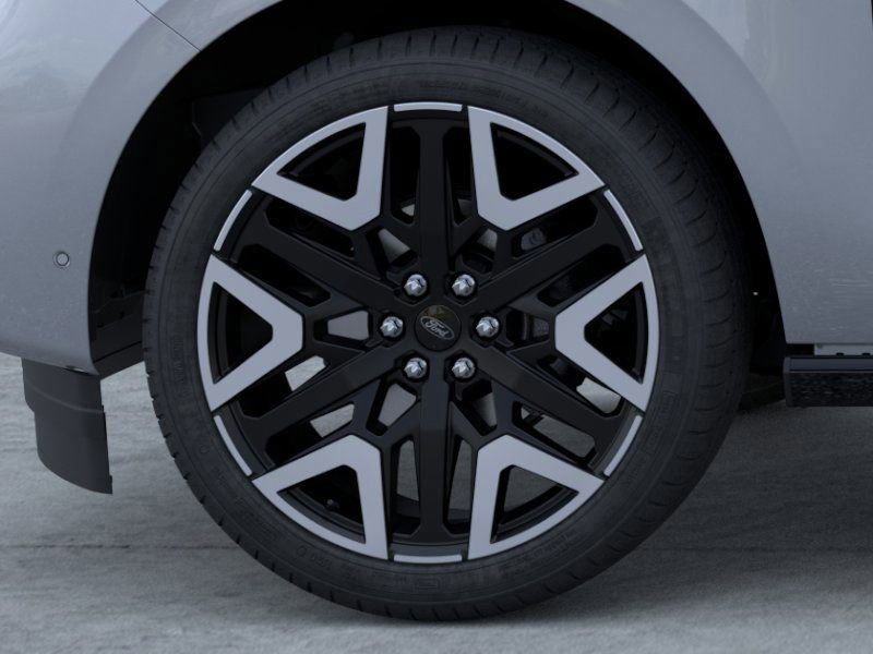 New 2026 Ford Expedition Max Platinum image 19