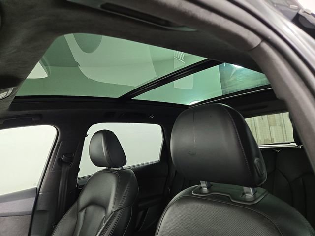 Used 2018 Audi Q7 3.0T Prestige w/ Prestige Package image 30