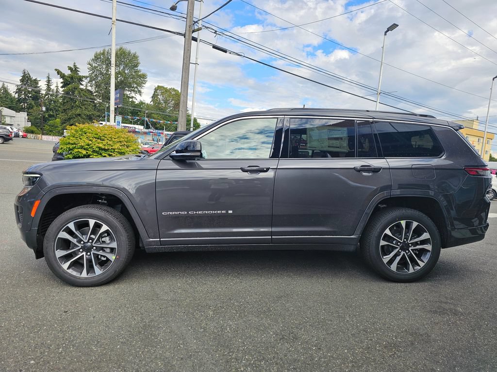 New 2024 Jeep Grand Cherokee L Overland w/ Advanced Protech Group III AWD/4WD image 5