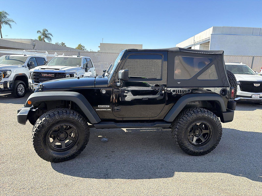 Used 2015 Jeep Wrangler Sport AWD/4WD image 8