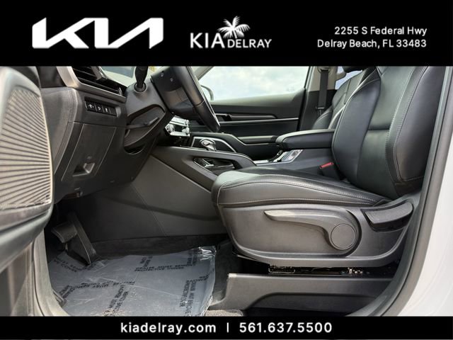 Used 2024 Kia Telluride LX FWD image 16