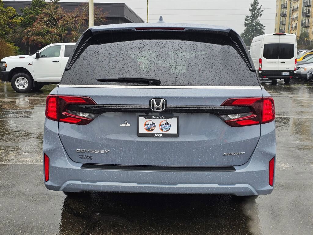 Used 2025 Honda Odyssey Sport-L image 6