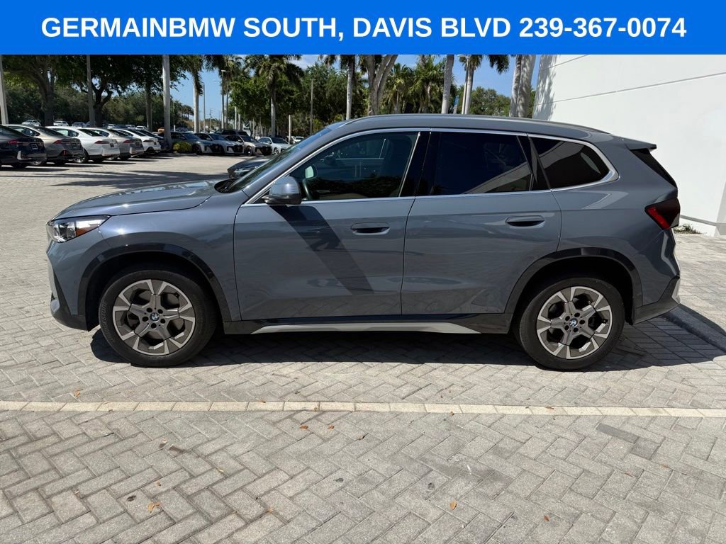 Certified 2025 BMW X1 xDrive28i w/ Technology Package AWD/4WD image 3