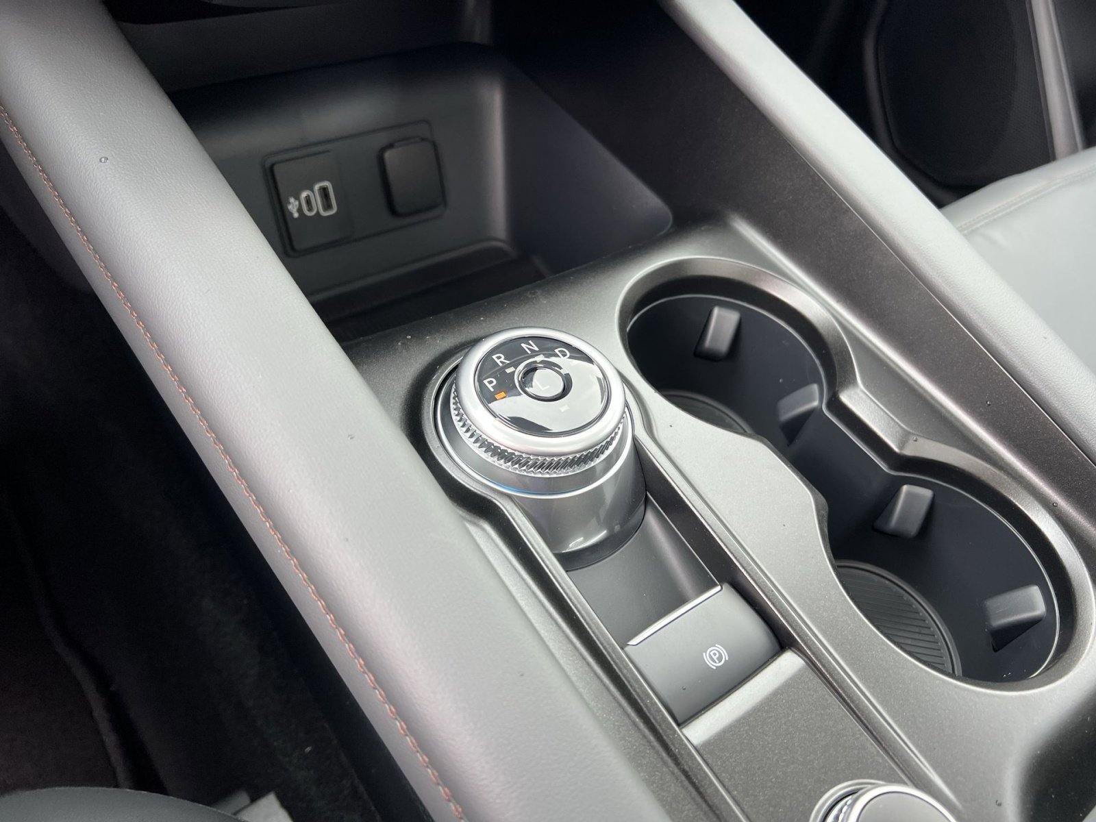 New 2026 Ford Explorer Active w/ Active Comfort Package image 22