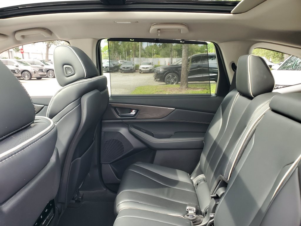 Used 2023 Acura MDX w/ Advance Package AWD/4WD image 12
