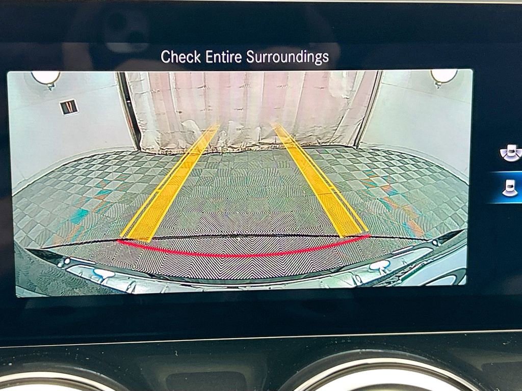 Used 2021 Mercedes-Benz GLB 250 4MATIC image 14