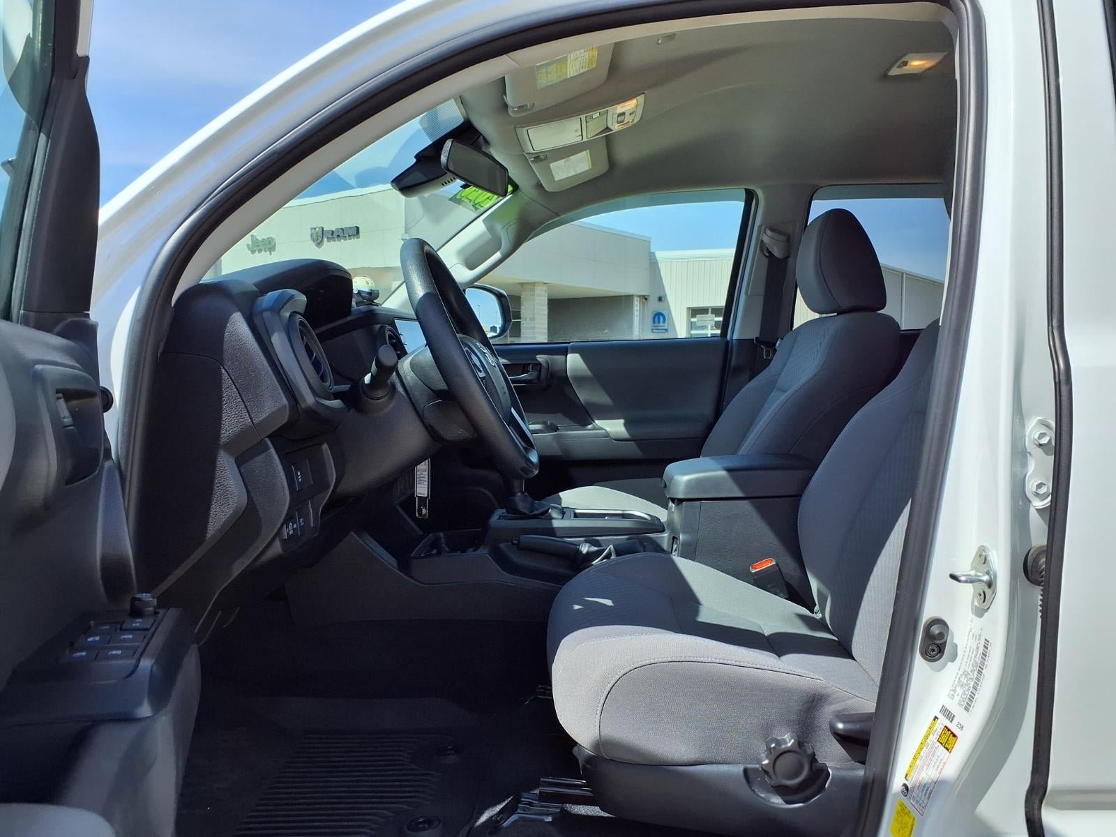 Used 2023 Toyota Tacoma SR AWD/4WD image 19