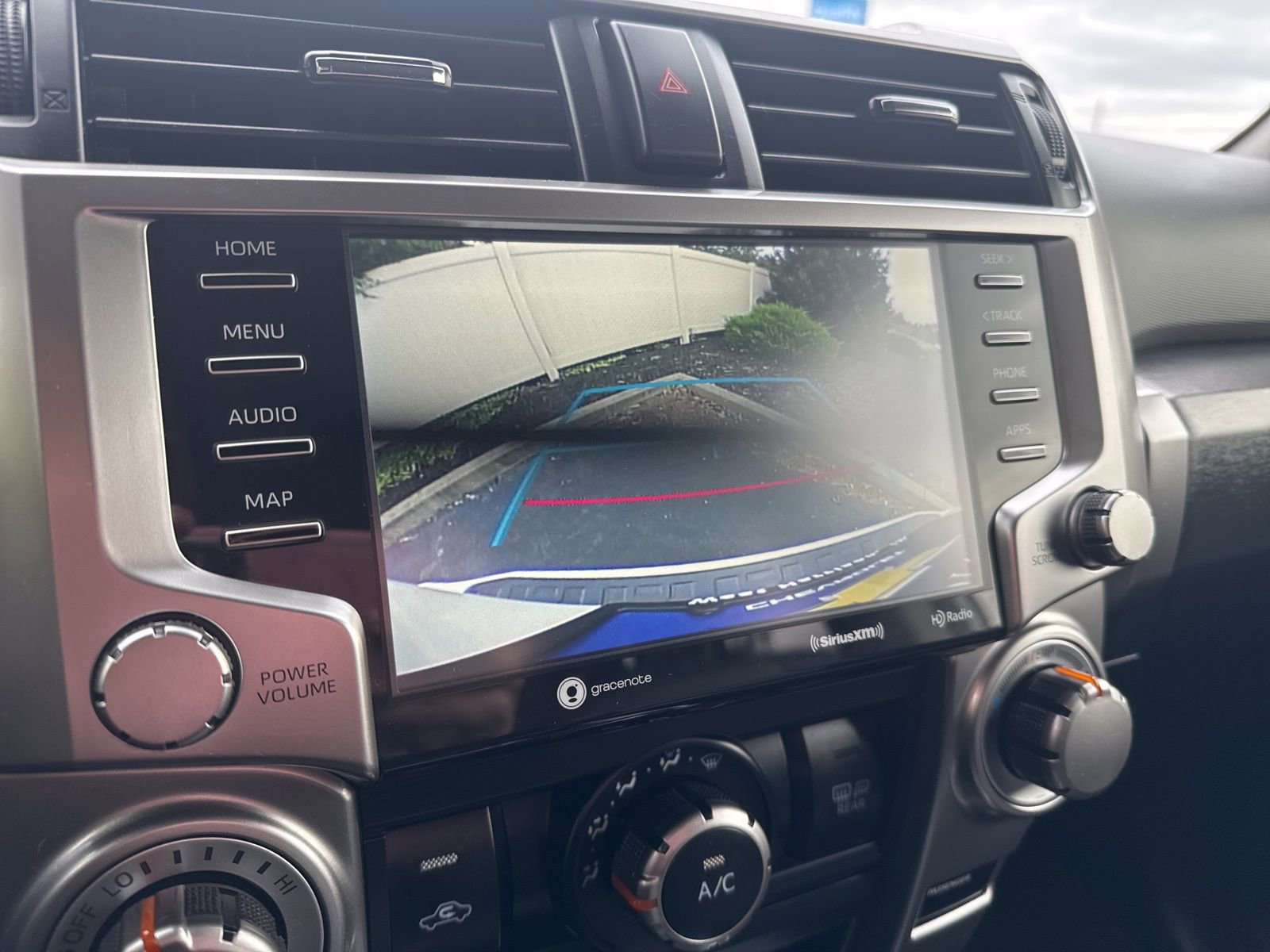 Used 2024 Toyota 4Runner SR5 Premium image 31