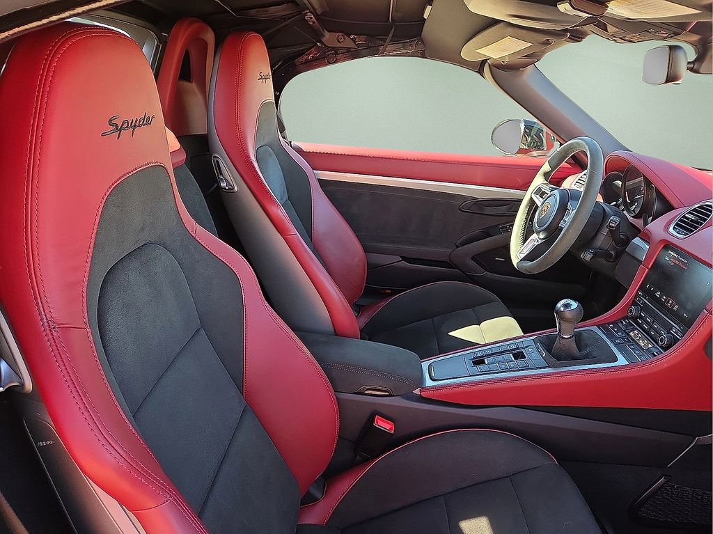 Used 2021 Porsche 718 Boxster Spyder image 17