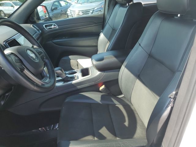 Used 2019 Jeep Grand Cherokee Altitude AWD/4WD image 16