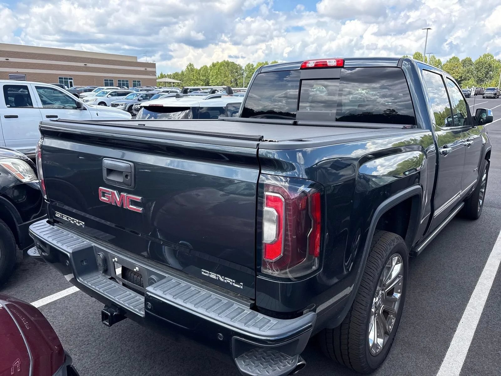 Used 2018 GMC Sierra 1500 Denali w/ Denali Ultimate Package AWD/4WD image 4