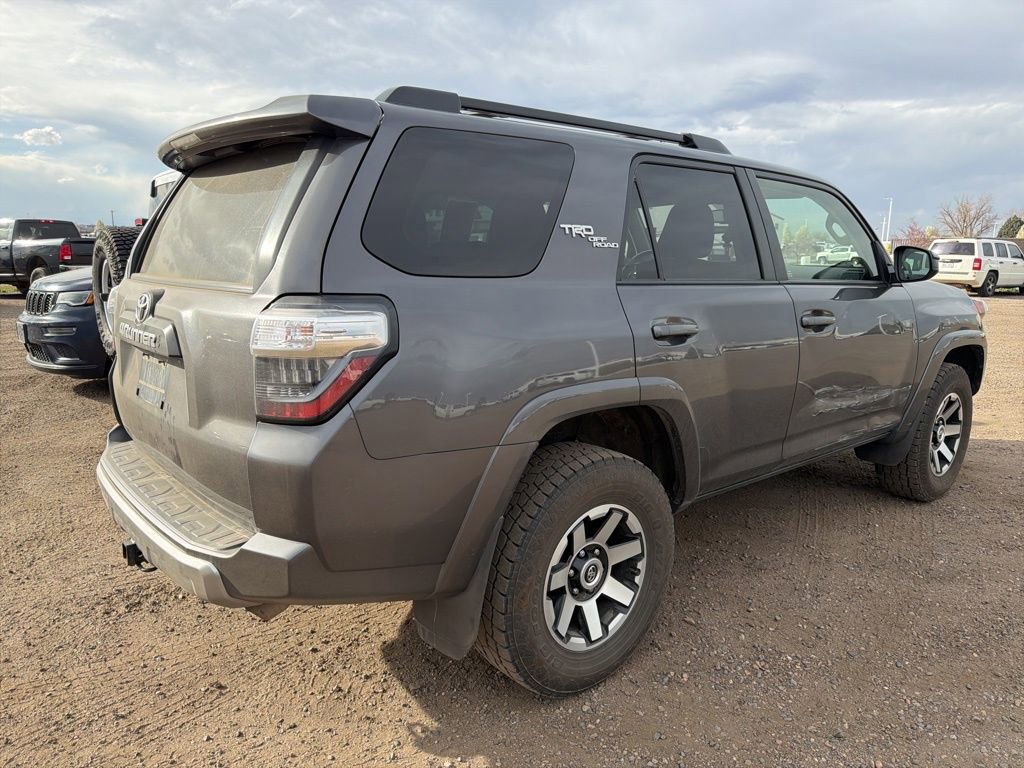 Used 2022 Toyota 4Runner TRD Off-Road image 3